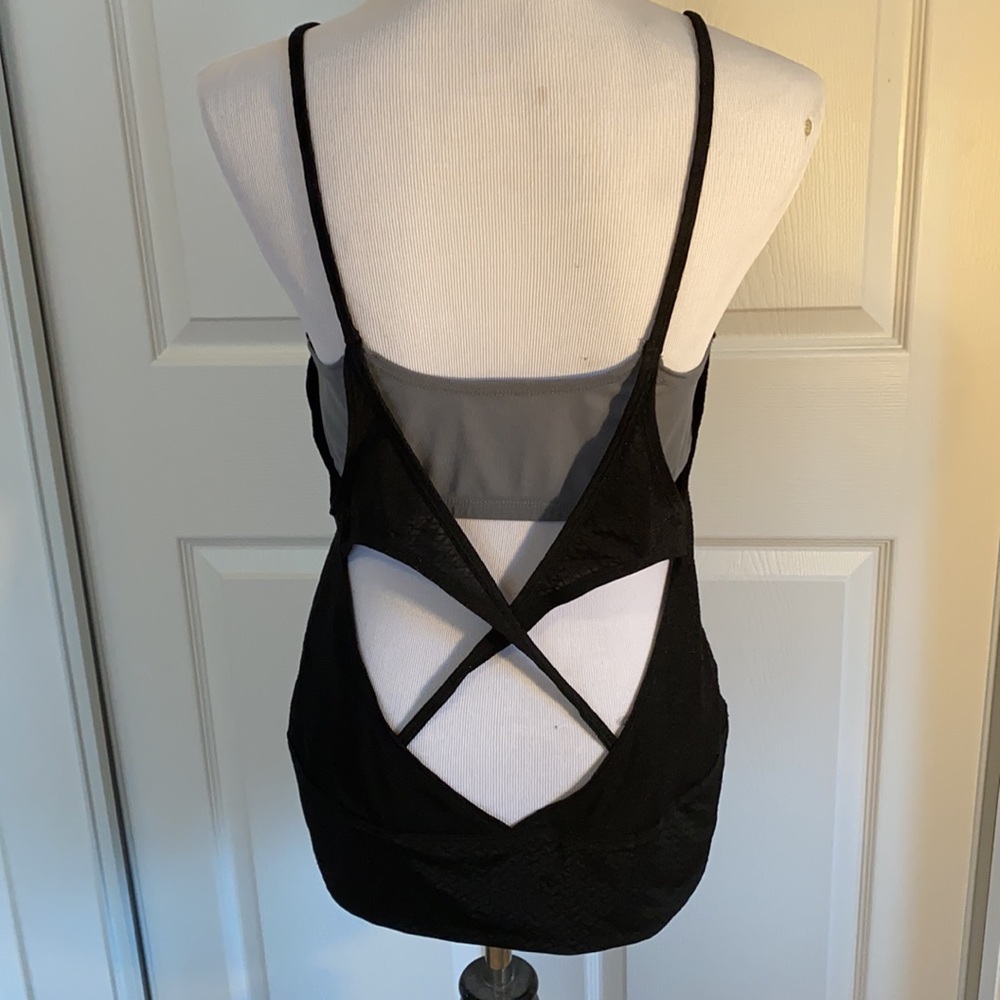 MPG athleisure active open back tank built-in bra